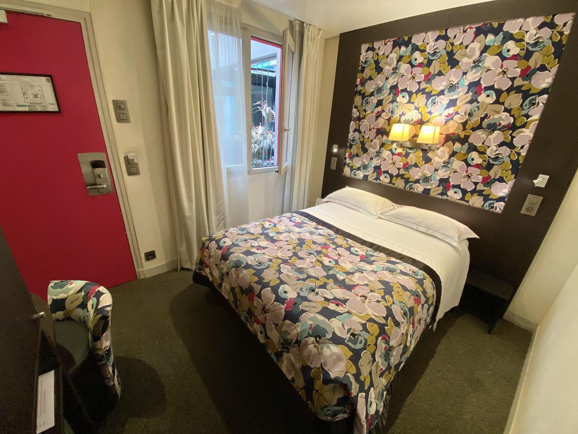 Hotel Du Vieux Saule Paris Ngoại thất bức ảnh