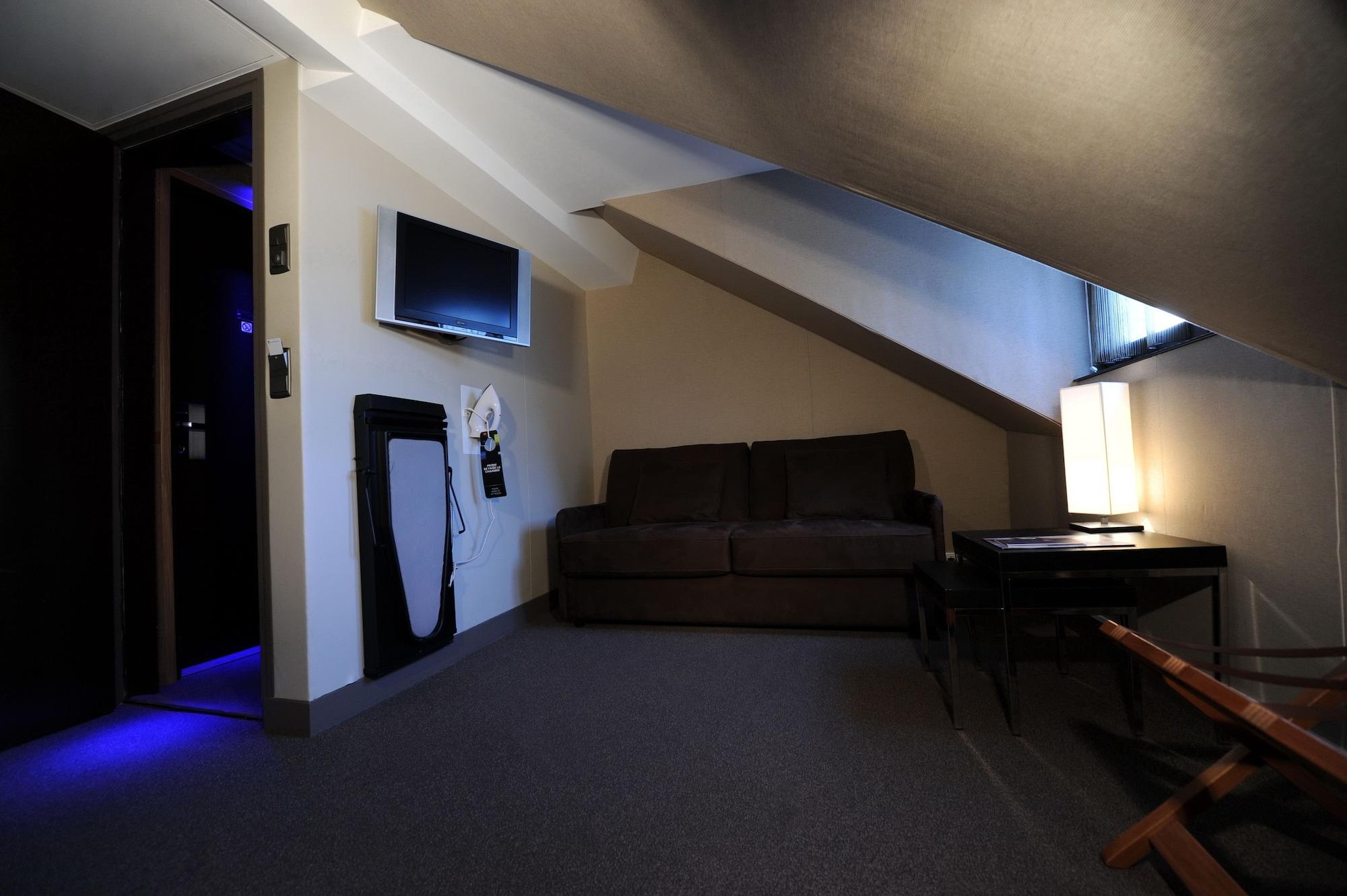 Hotel Du Vieux Saule Paris Ngoại thất bức ảnh