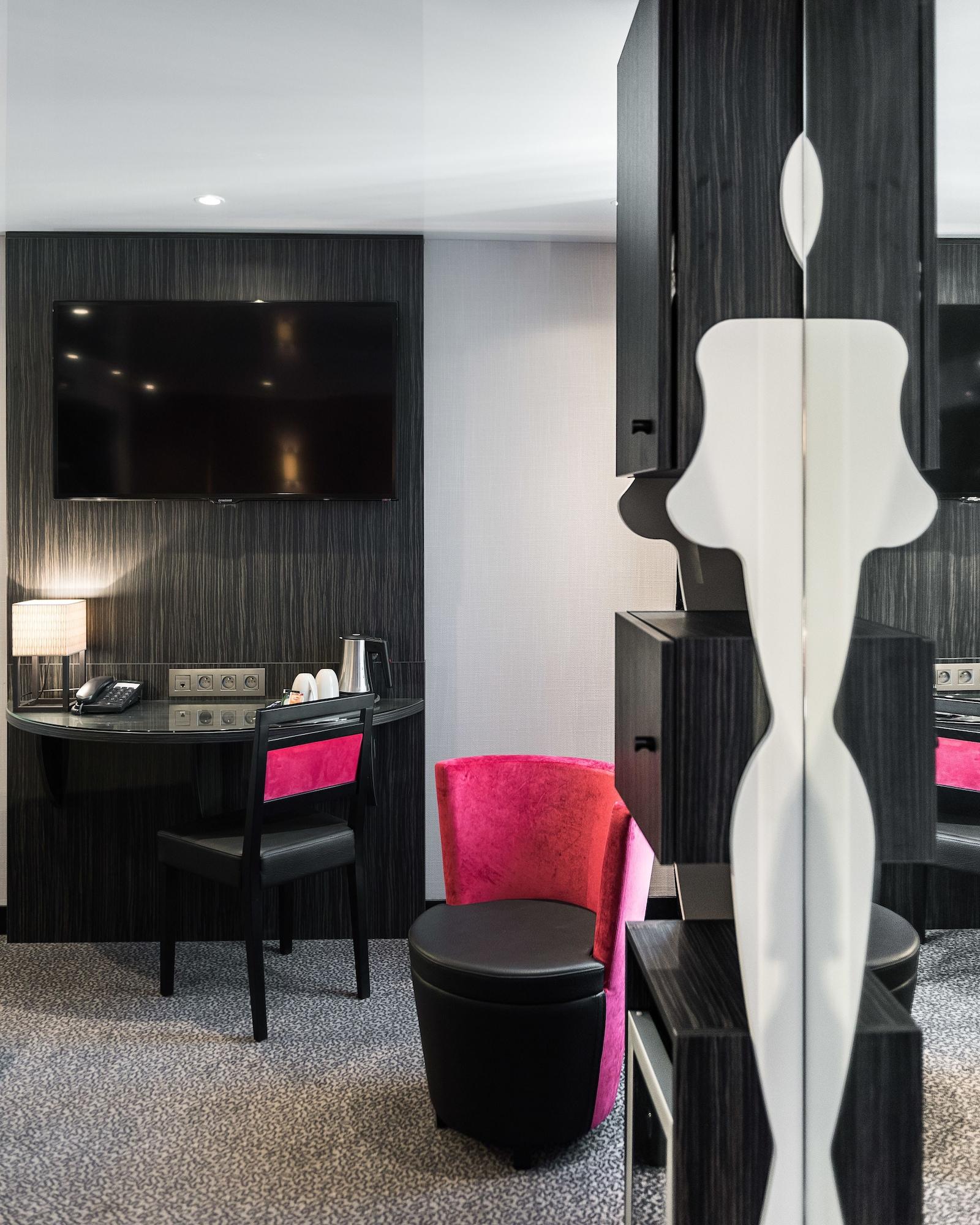 Hotel Du Vieux Saule Paris Ngoại thất bức ảnh