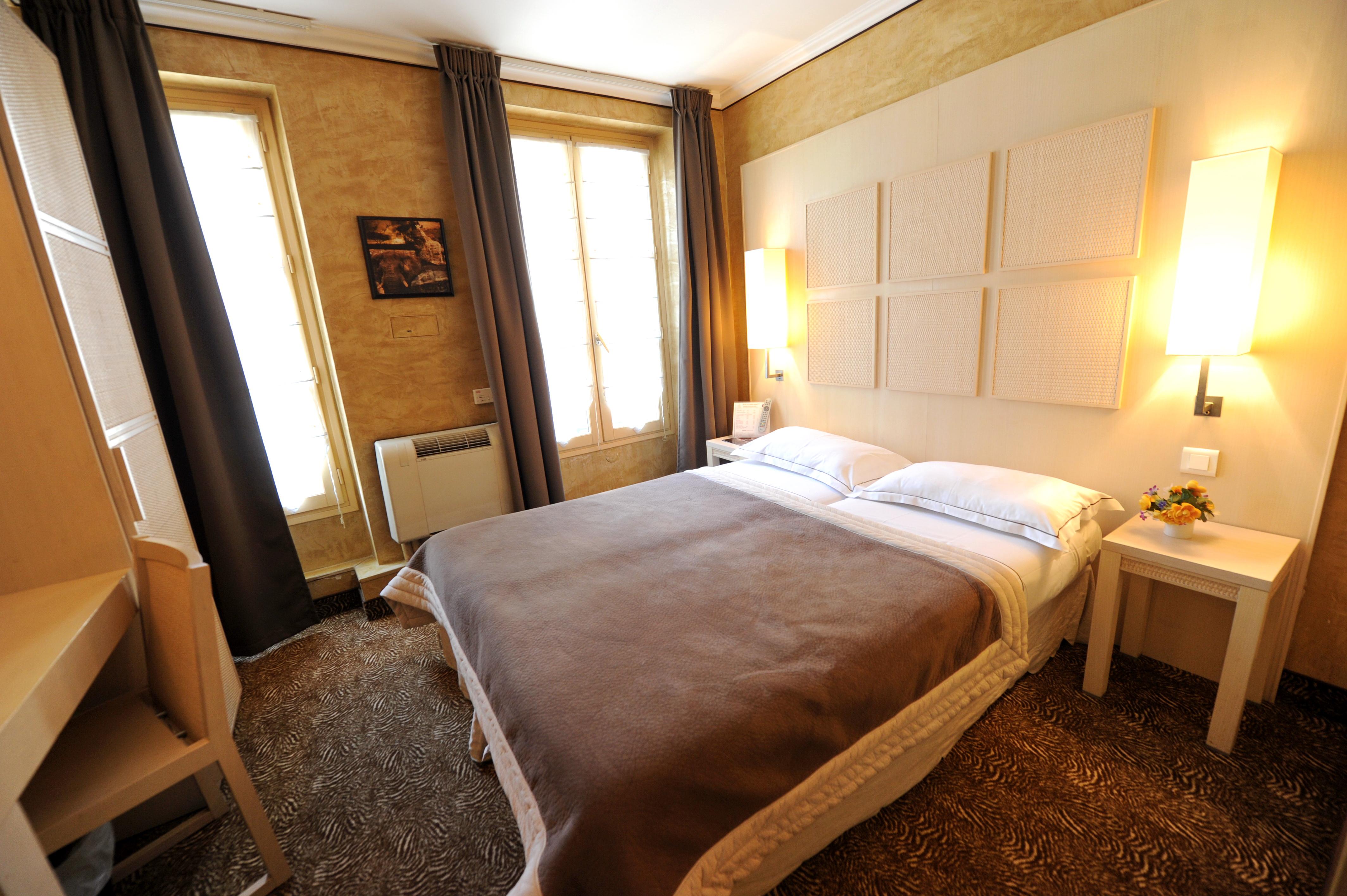 Hotel Du Vieux Saule Paris Ngoại thất bức ảnh