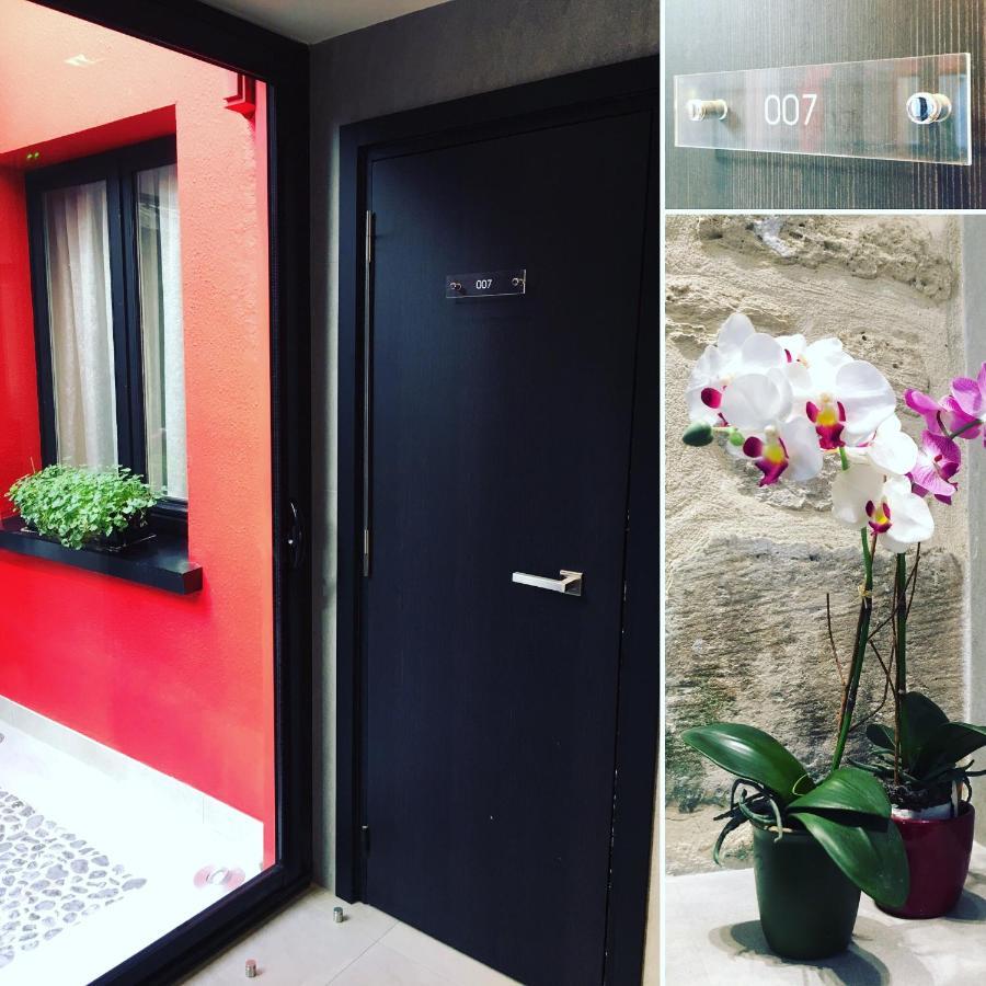 Hotel Du Vieux Saule Paris Ngoại thất bức ảnh