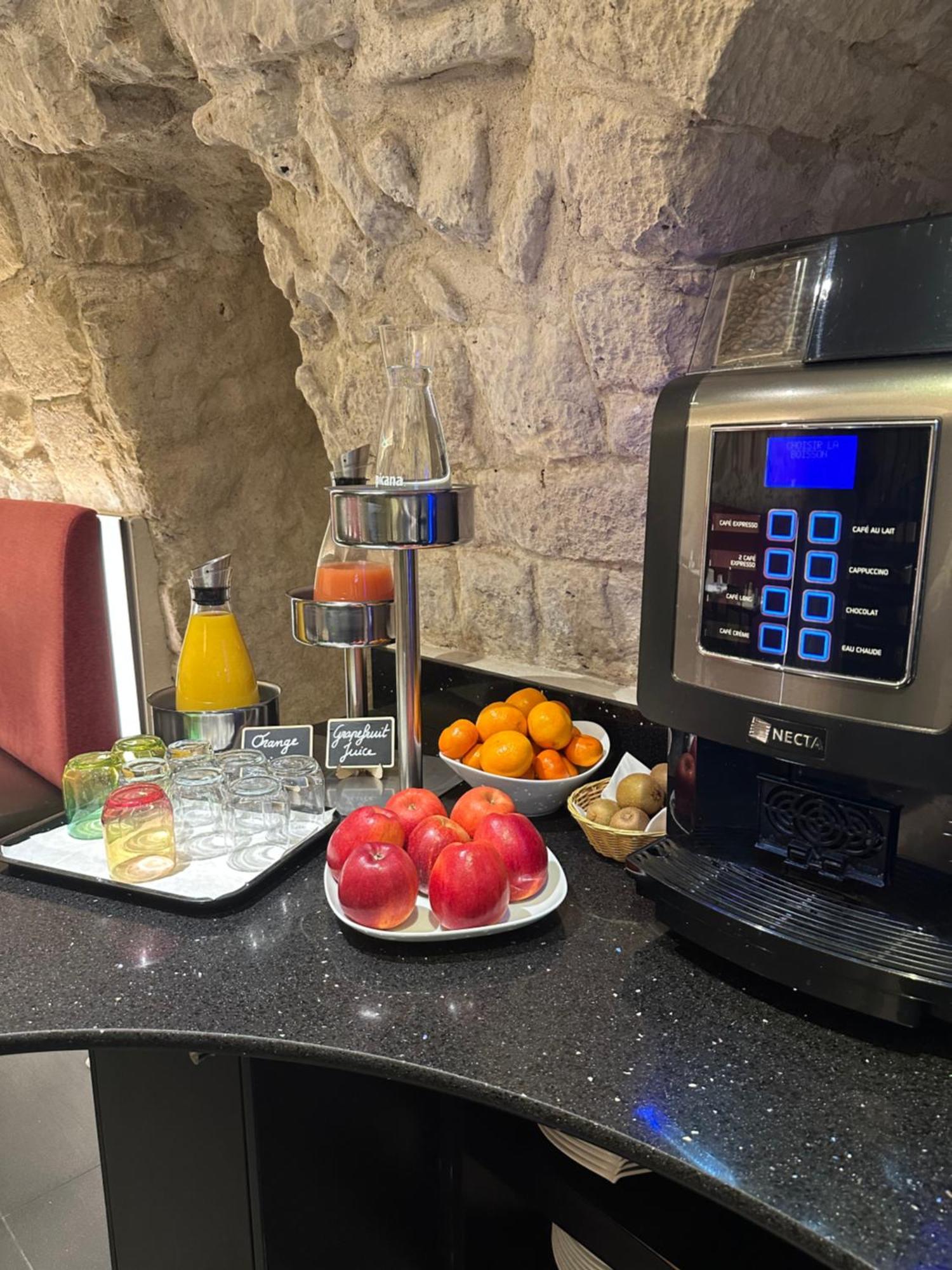Hotel Du Vieux Saule Paris Ngoại thất bức ảnh